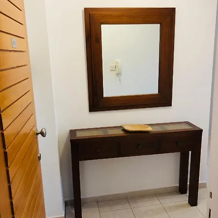 Apartment Mackenzie , 300m To The Sea